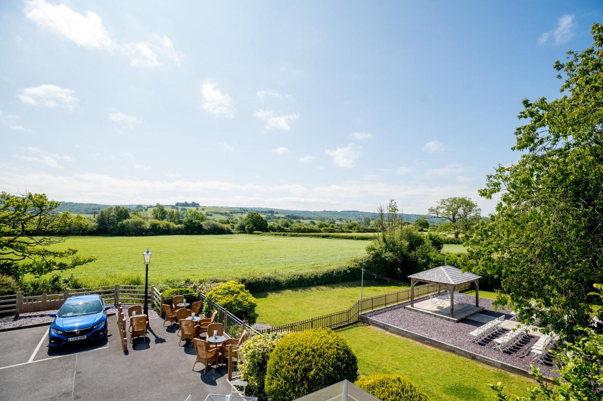 The Plough Inn Llandeilo Exteriér fotografie